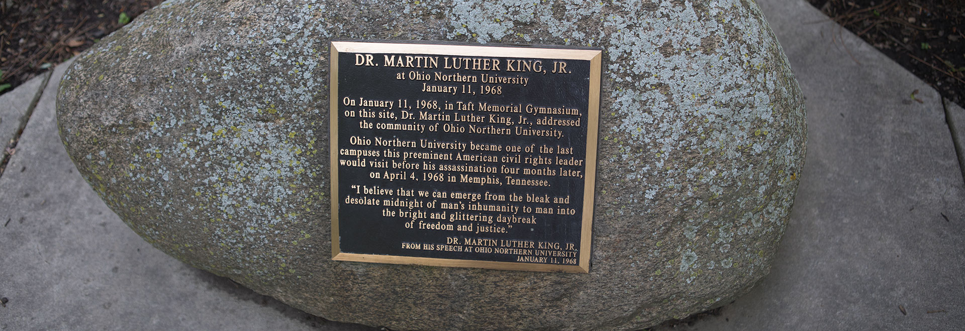 The plaque at «Ӱҵ commemorating MLK's speech.