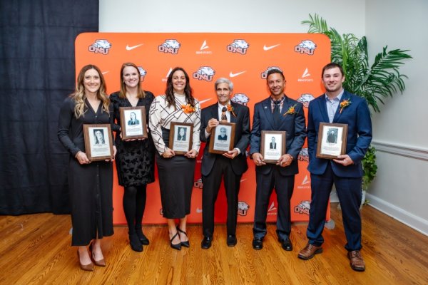 News Article Image - «Ӱҵ Athletic Hall of Fame inducts six